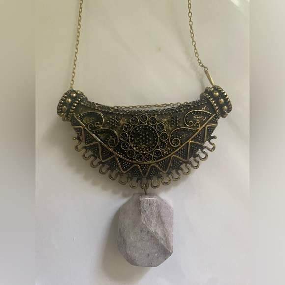 Ornate Necklace with Hanging Quartz - Picture 11 of 13